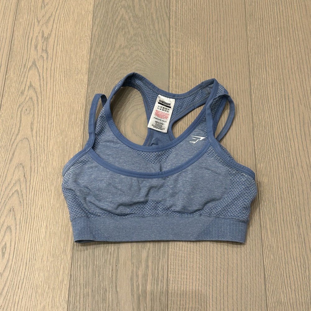 Adapts flex seamlesss sports bra